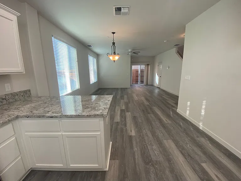 6782 Jujube Ln — Photo 9