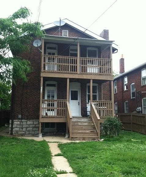 5038 Winona Ave — Photo 11