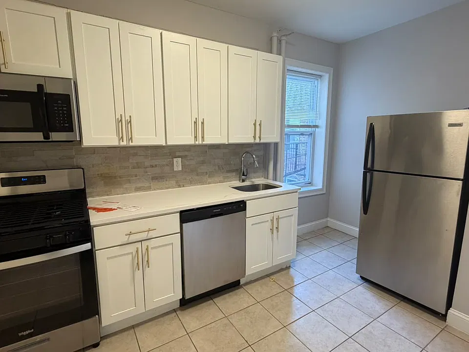 502 Baldwin Ave #47E