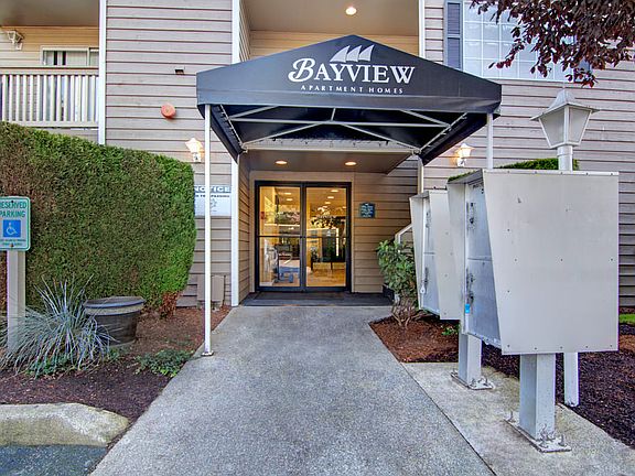 Bayview Apartment Homes Front Entrance Exterior and Mailboxes