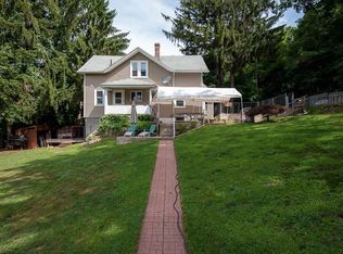 7 Firglade St, Worcester, MA 01602