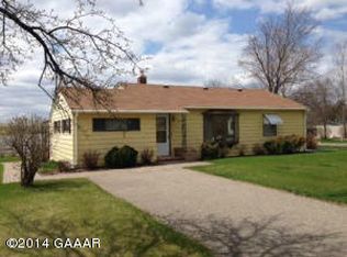 105 Nelson St NW, Alexandria, MN 56308