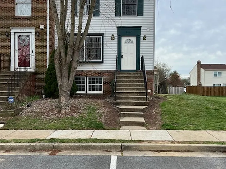 6627 Haydown Ct — Photo 1