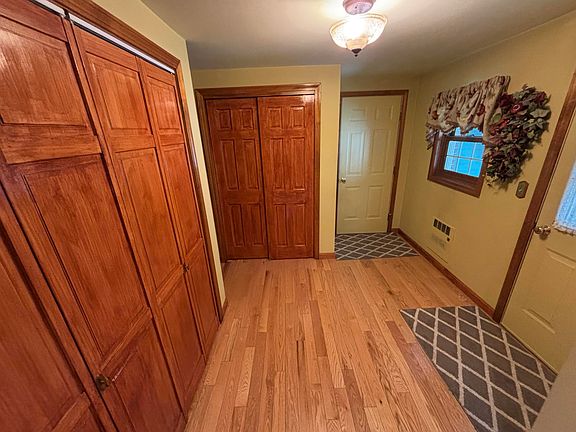 5th image of 130 Pineloch Drive