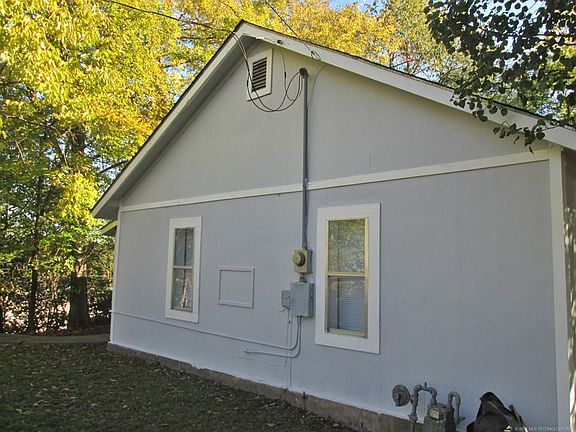 5th image of 107 W Louellen St