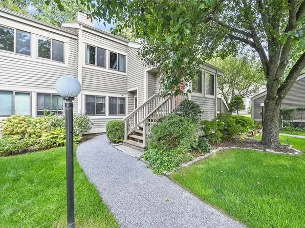 148 Stone Mdw, South Salem, NY 10590