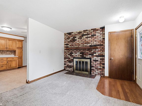 4th image of 501 Dennis Dr