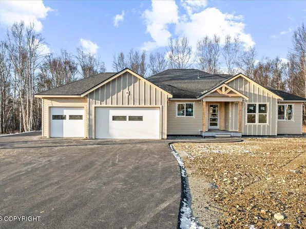 4672 N Sandburg Dr, Wasilla, AK 99654