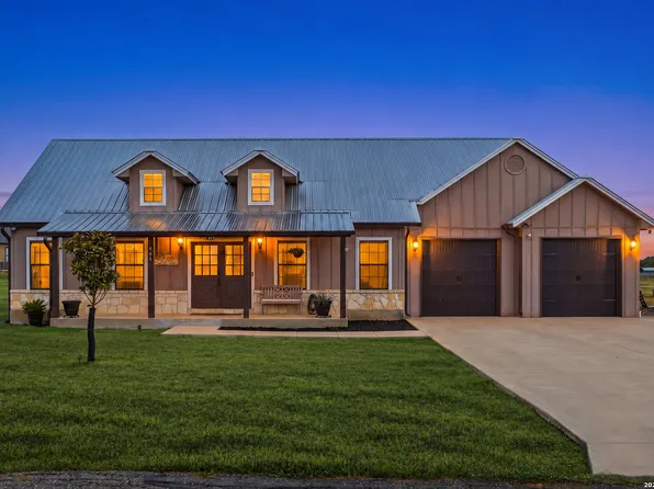 445 SPANISH GRANT CIR, Bandera, TX 78003