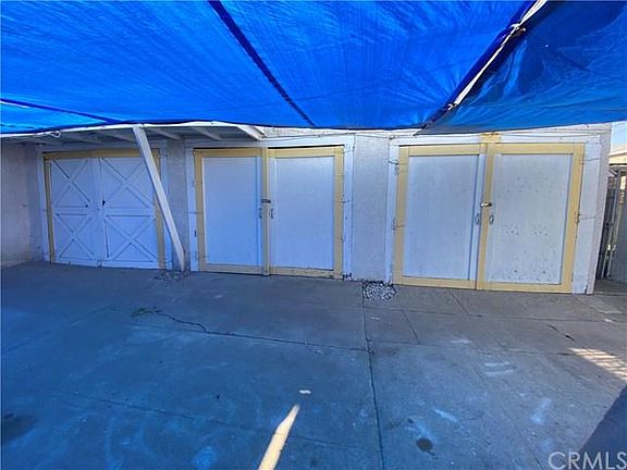 3rd image of 1029 W 88th St
