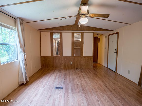 5th image of 26337 NW 66TH Avenue