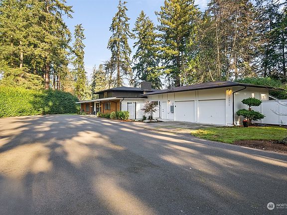 2nd image of 12311 Gravelly Lake Drive SW