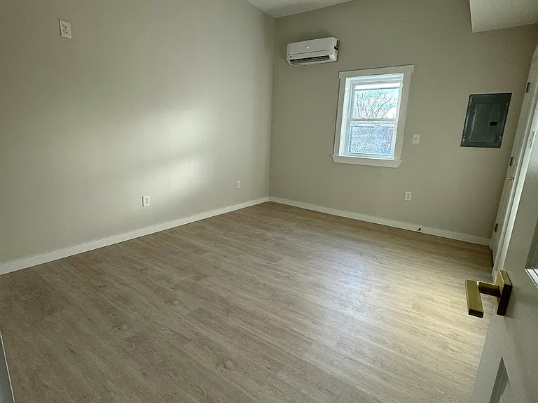 2416 N Charles St #3 — Photo 11