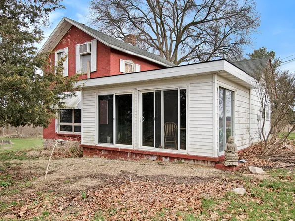 93884 Becker Dr, Marcellus, MI 49067