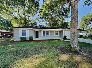 8016 Hilsdale Rd, Jacksonville, FL 32216