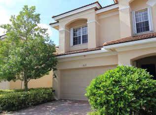 313 SW Otter Run Pl, Stuart, FL 34997