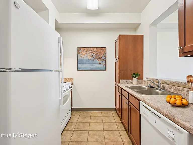 Washington Pointe — Photo 30