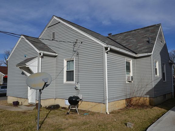 5th image of 2265 Dresden St
