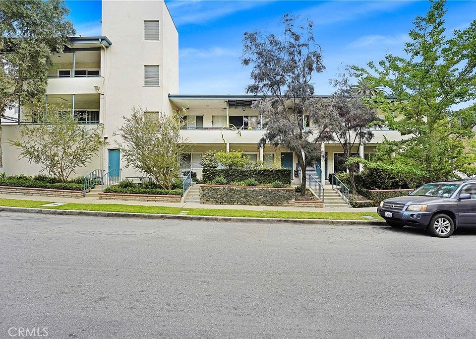 1st image of 1975 S Beverly Glen Blvd