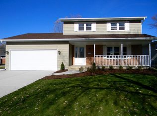 1805 Holly Ln, Munster, IN