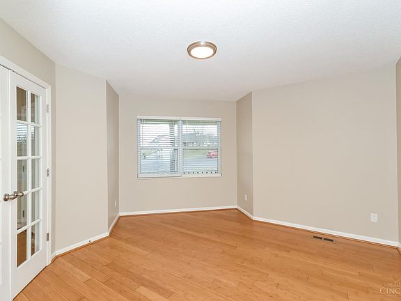 5th image of 3084 Elora Ln
