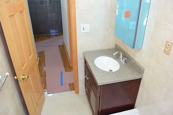 Sold by WRL Realty, LLC | media 21