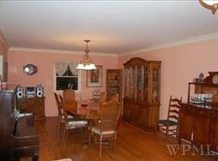 12 Country Ln, Hopewell Junction, NY 12533