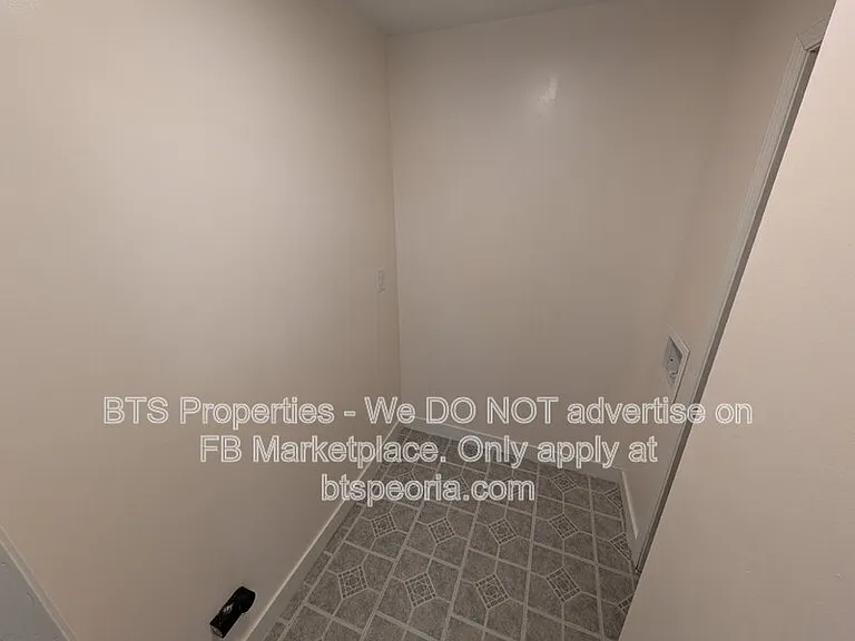 906 S Tonti Cir — Photo 11