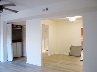 372 Circuit Ln Unit E, Newport News, VA 23608