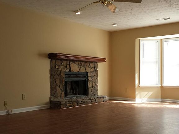 2nd image of 5632 Longbow Dr