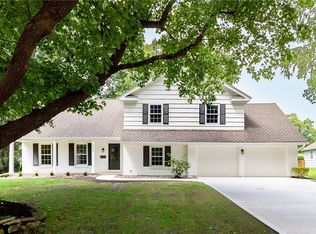 9308 Alhambra St, Prairie Village, KS 66207