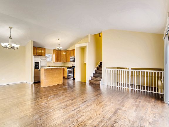 5th image of 1726 N 39th Ave