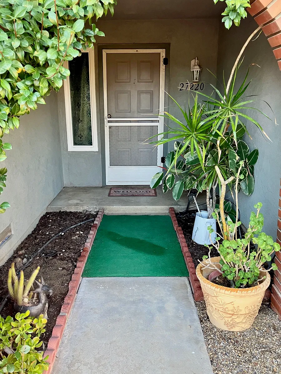 Building Photo - 27220 El Pico Ln
