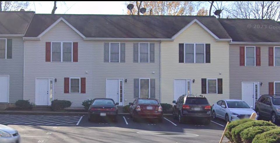 1st image of 121-157 Elm St #149