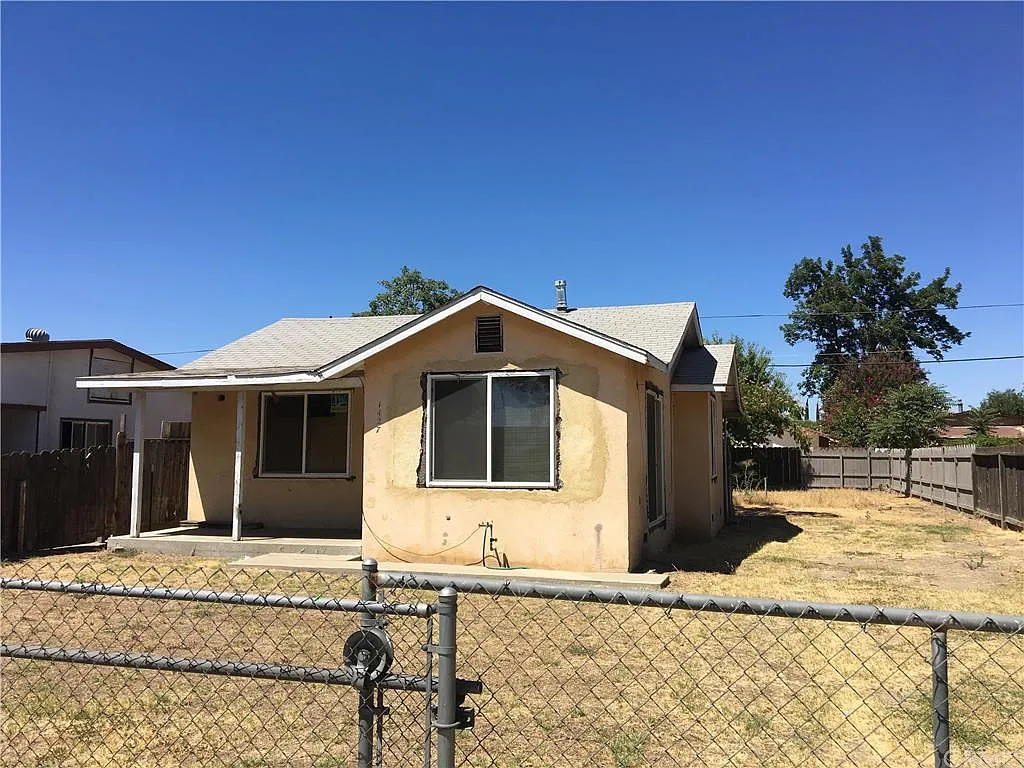 1427 Davis St photo 1