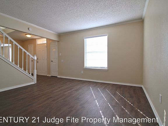 2nd image of 214 Lavender Dr