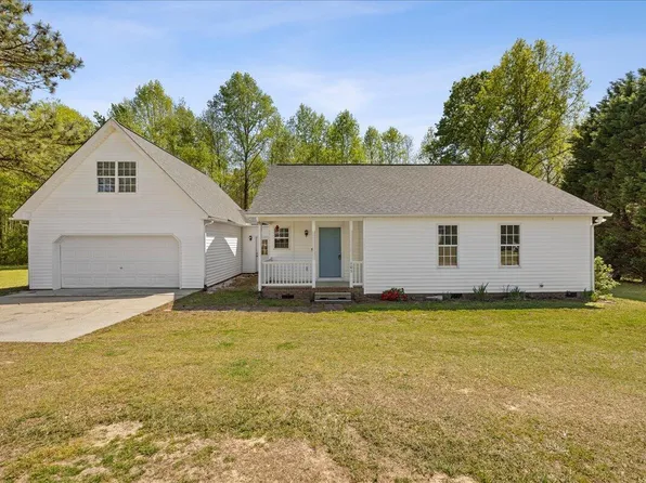 105 Bryant Dr, Smithfield, NC 27577