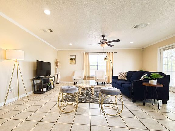 2nd image of 5010 Kallies Cir