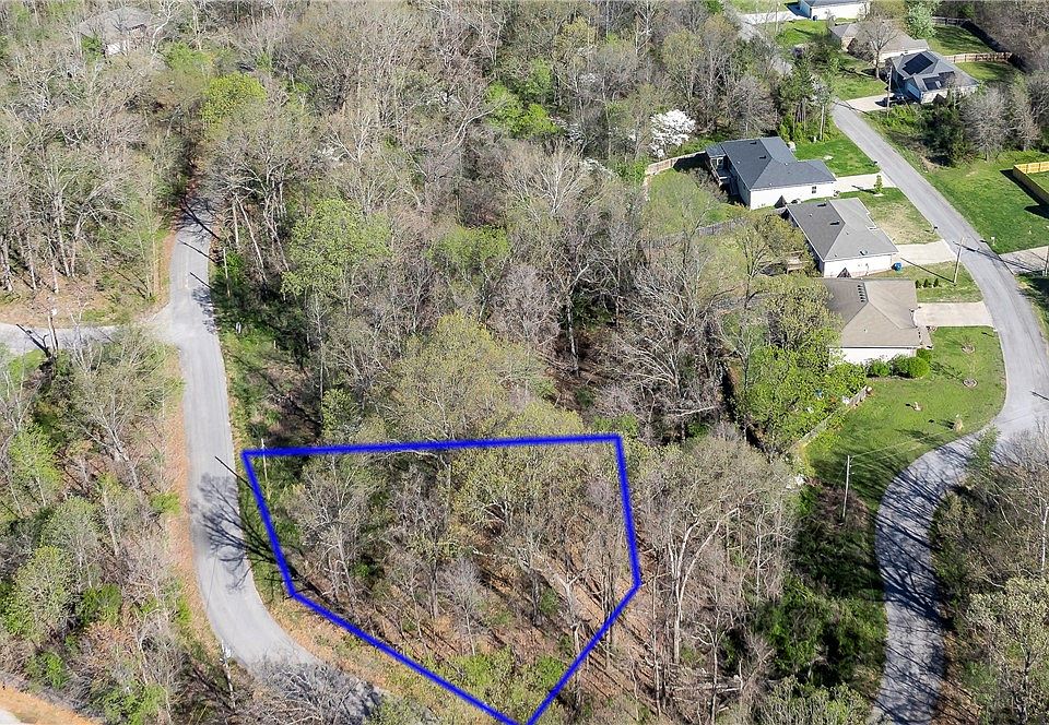 1st image of 15 Boreland Cir #15