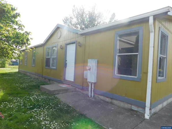 204 E Ivy Ave, Gervais, OR 97026