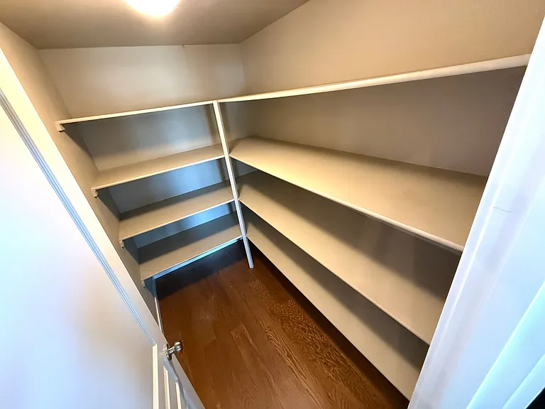 4832 SW Volcano Ave — Photo 5