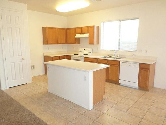 3rd image of 15023 W Windrose Dr