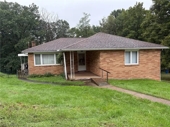 157 Ardmore Ave, Weirton, WV 26062