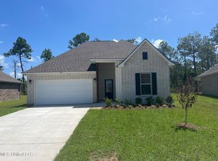 7716 Claymont Cir, Ocean Springs, MS 39564