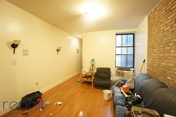 Rented by Rennit Inc. | media 42