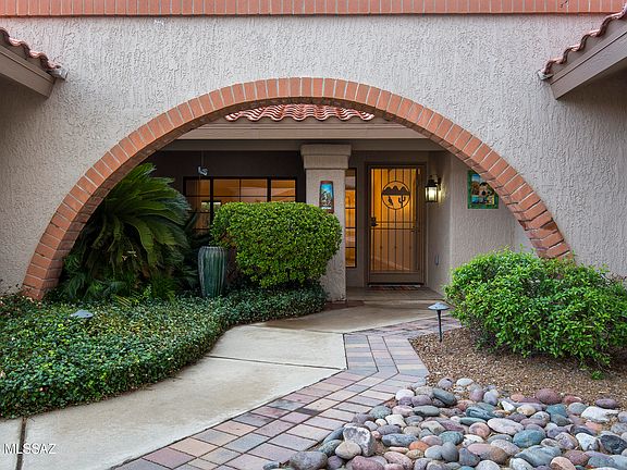 3rd image of 1176 E Rising Sun Dr
