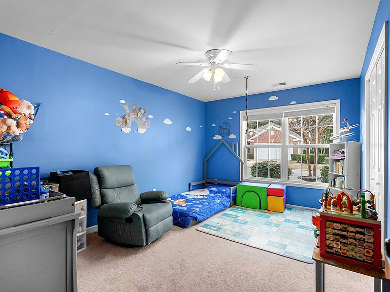 325 Vesta Dr — Photo 24