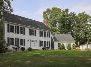 5 Oriole Rd, Windham, NH 03087