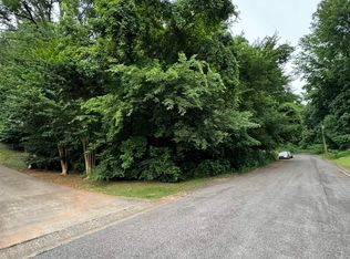 1863 Sweet Briar Ln #20/3, Birmingham, AL 35235