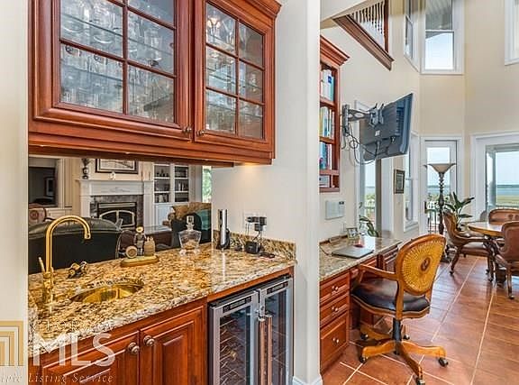 5th image of 148 Riverwalk Dr